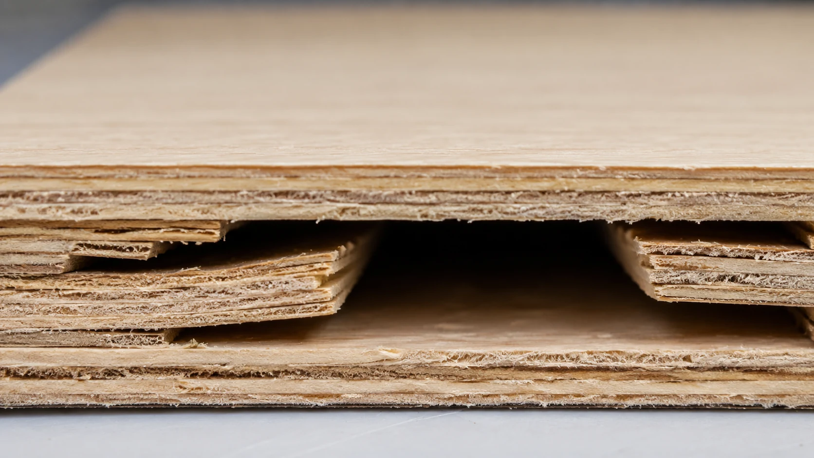 plywood-core-gap-defect 