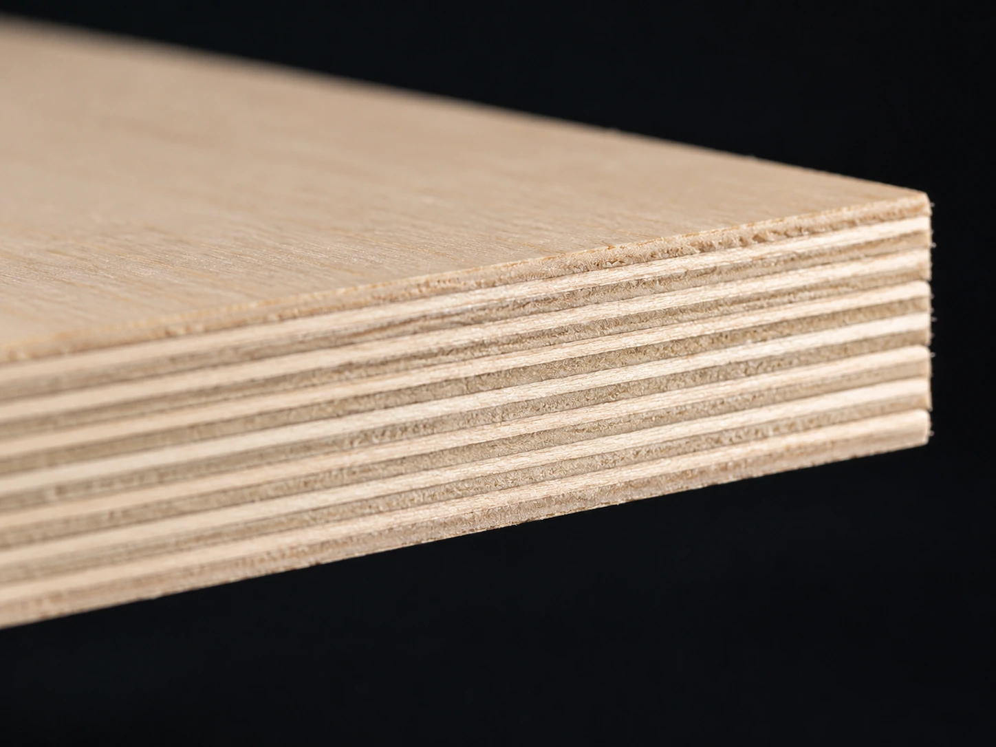 FUR-02-Edge-Layer-Detail.webp